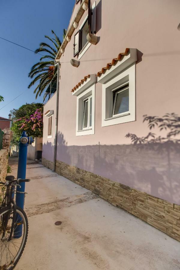 Ursula Apartment Mali Losinj Exterior photo