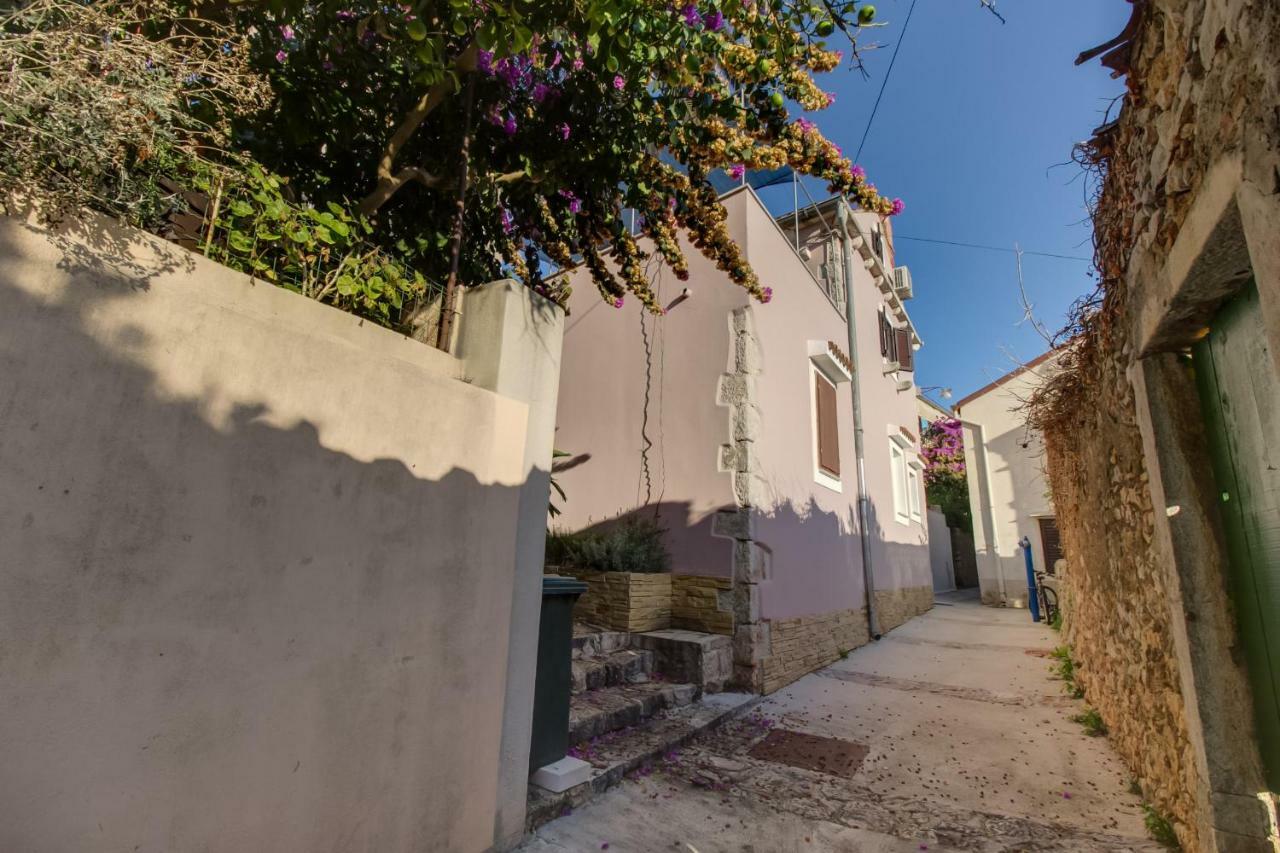 Ursula Apartment Mali Losinj Exterior photo